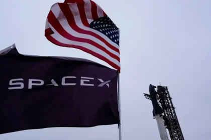 SpaceX zablokoval Starlink pre ukrajinskú armádu, Kyjev o tom nevedel