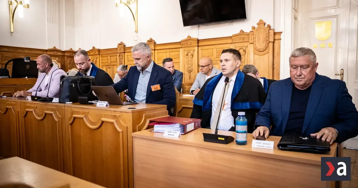 Súd zastavil stíhanie Bödöra, Gašpara a Krajmera pre premlčanie viacerých skutkov
