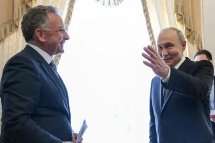 USA, Rusko a Ukrajina budú pokračovať v trojstranných rokovaniach