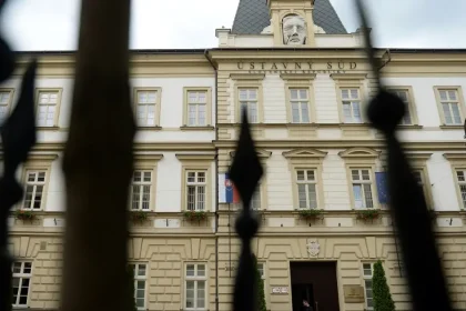 Ústavný súd: Ustanovenie o dotáciách pre krajanov nie je protiústavné