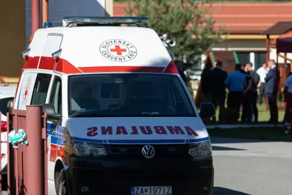 Útok v Staškove si vyžiadal druhú obeť: Zomrela aj študentka