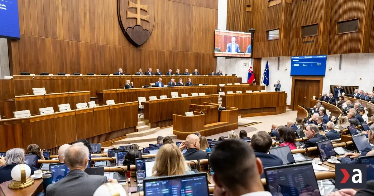 V parlamente sa začal 19. rokovací deň, poslanci hlasujú o rozpočte a Vízií 2040