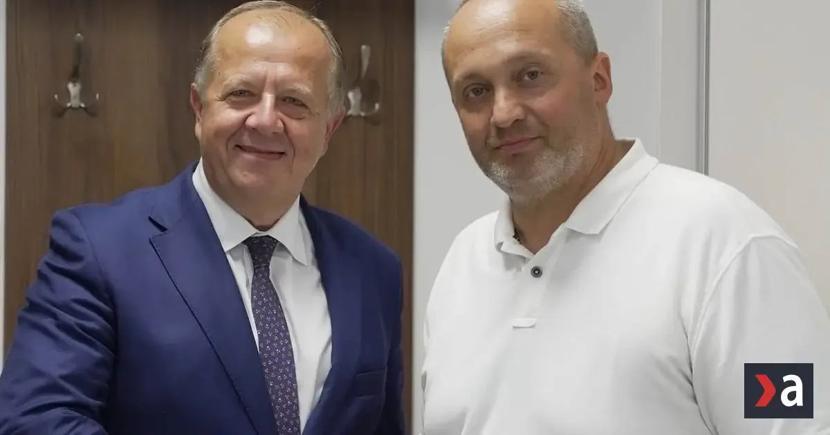 V Trenčíne po 16 rokoch nový primátor Ján Forgáč