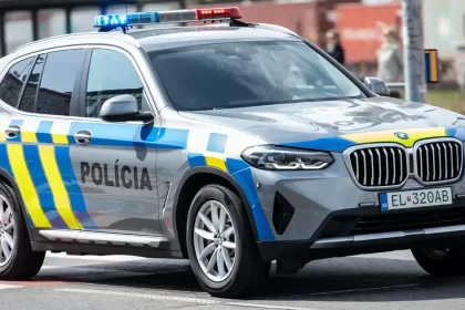 Vodič v Rožňave zrazil 72-ročnú chodkyňu, ktorá zraneniam podľahla