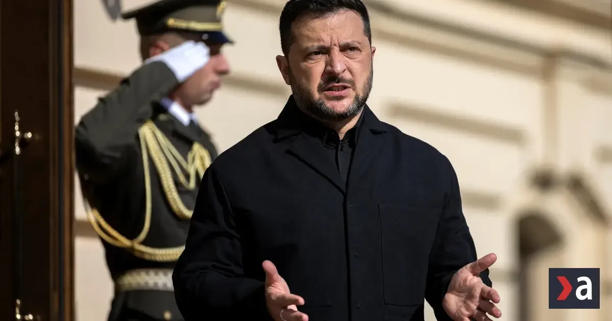 Zelenskyj naznačil ochotu zmraziť boje pozdĺž aktuálnej fronty